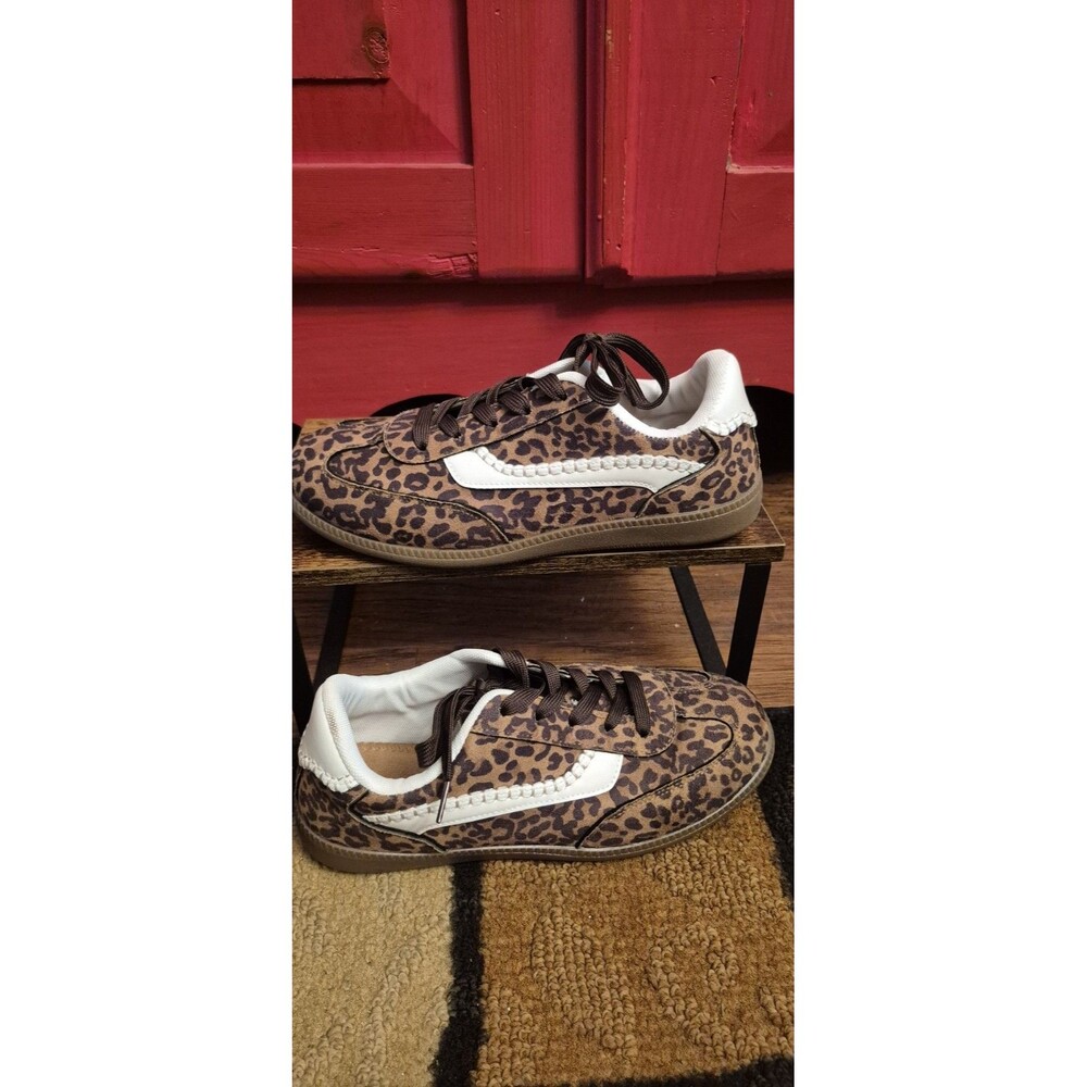 New Maurices 8.5 M SuperCush Demi Leopard Lace Up Sneakers Animal Print